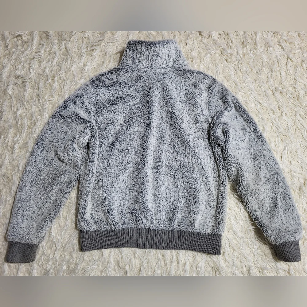 Patagonia Grey Women's Long Sleeve Full Zip Up Faux Fur Sweater Jacket Medium - Picture 7 of 9